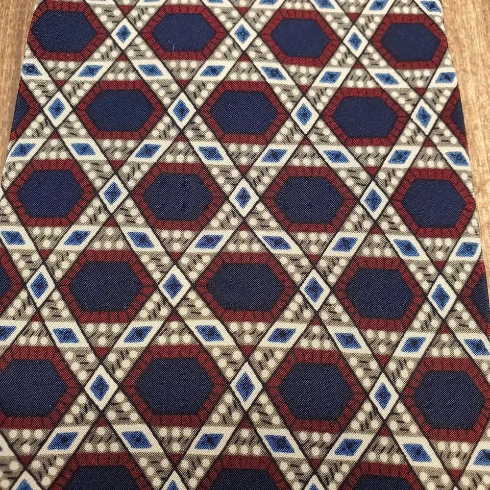 Chaps Ralph Lauren Geometric All Silk Neck Tie Made in USA